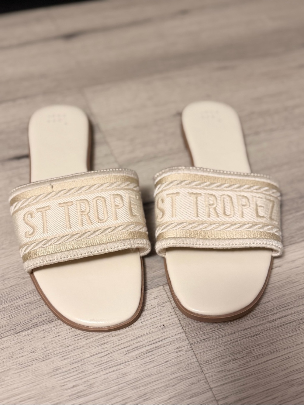 a new day Cream ST TROPEZ Embroidered Slide Sandals
